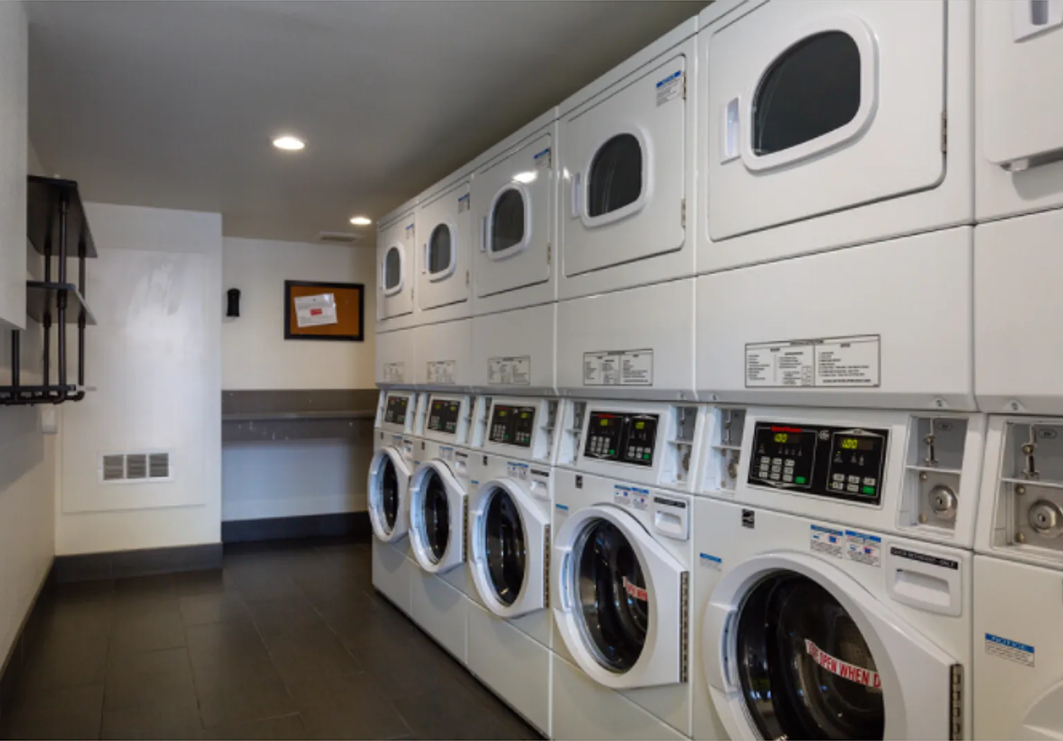 The Grand Terrace Apartments — Photo 3