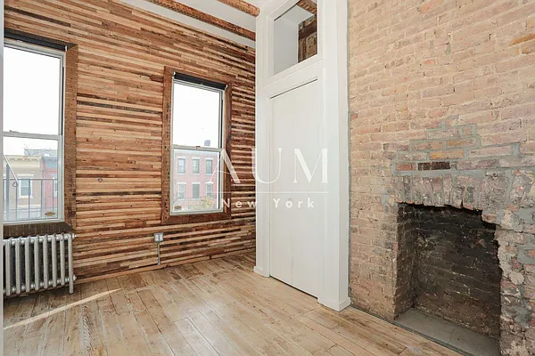 Rented by Zone Corp | media 6