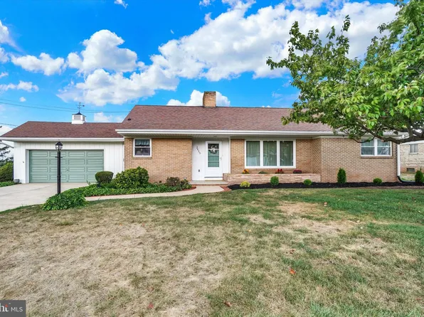 2455 Beeler Ave, York, PA 17408