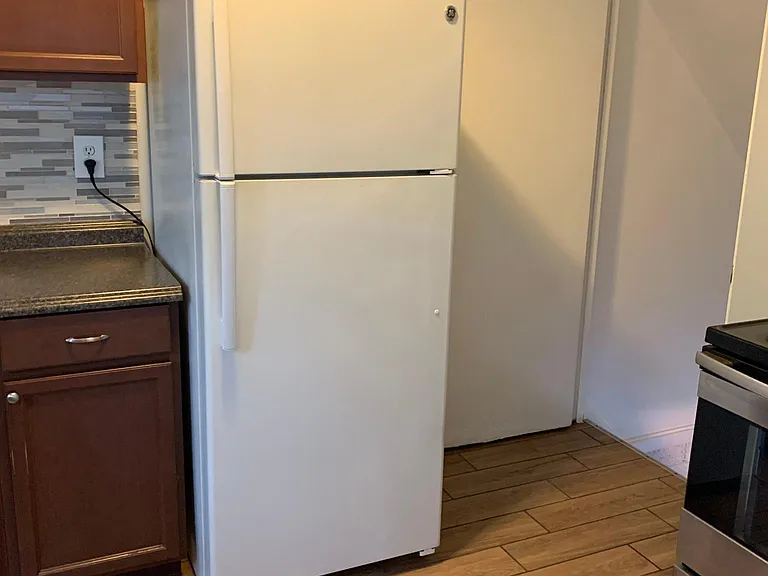 172 Morrison Dr — Photo 9