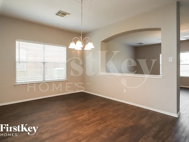 8610 Sunny Gallop Dr — Photo 6
