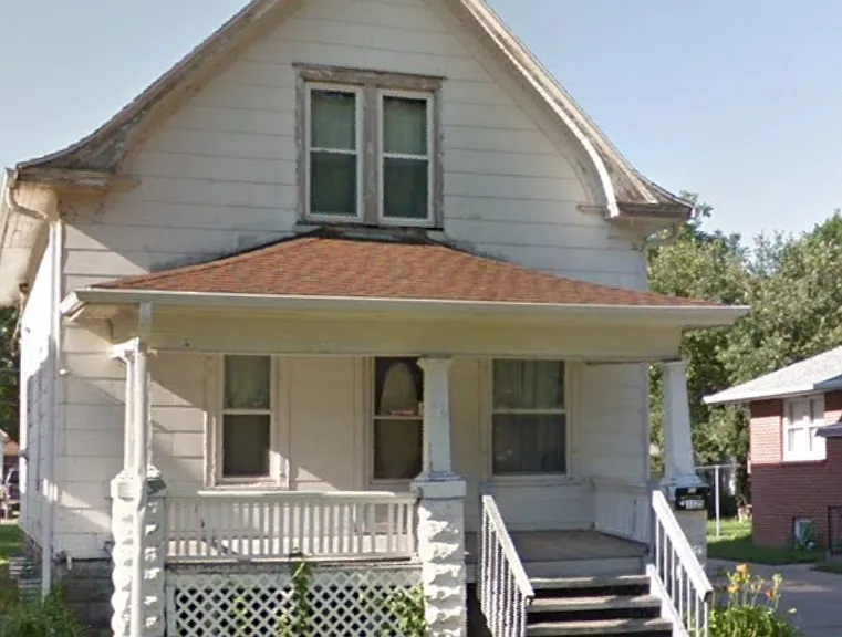 1125 Claremont St — Photo 1