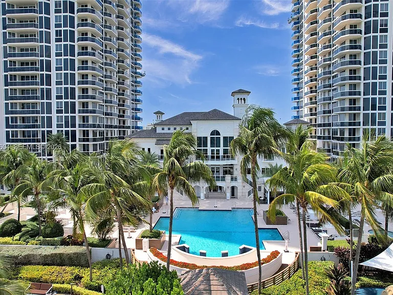 4775 Collins Ave #3007 — Photo 47