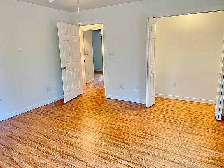 21306 Hull Street Rd — Photo 12