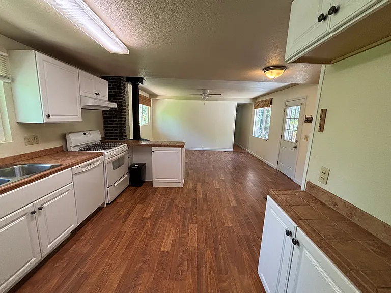 2452 Buffalo Hill Rd — Photo 11