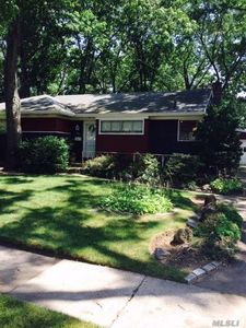 843 Preston Rd, East Meadow, NY, 11554