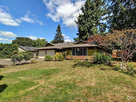 4th image of 13311 NE 11th Avenue