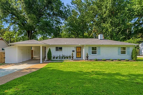 4665 Park Ave Photo 1