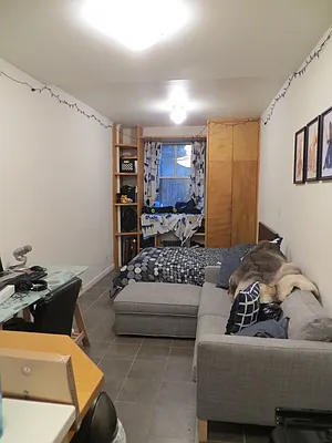Rented by Performing Assets Corp | media 2