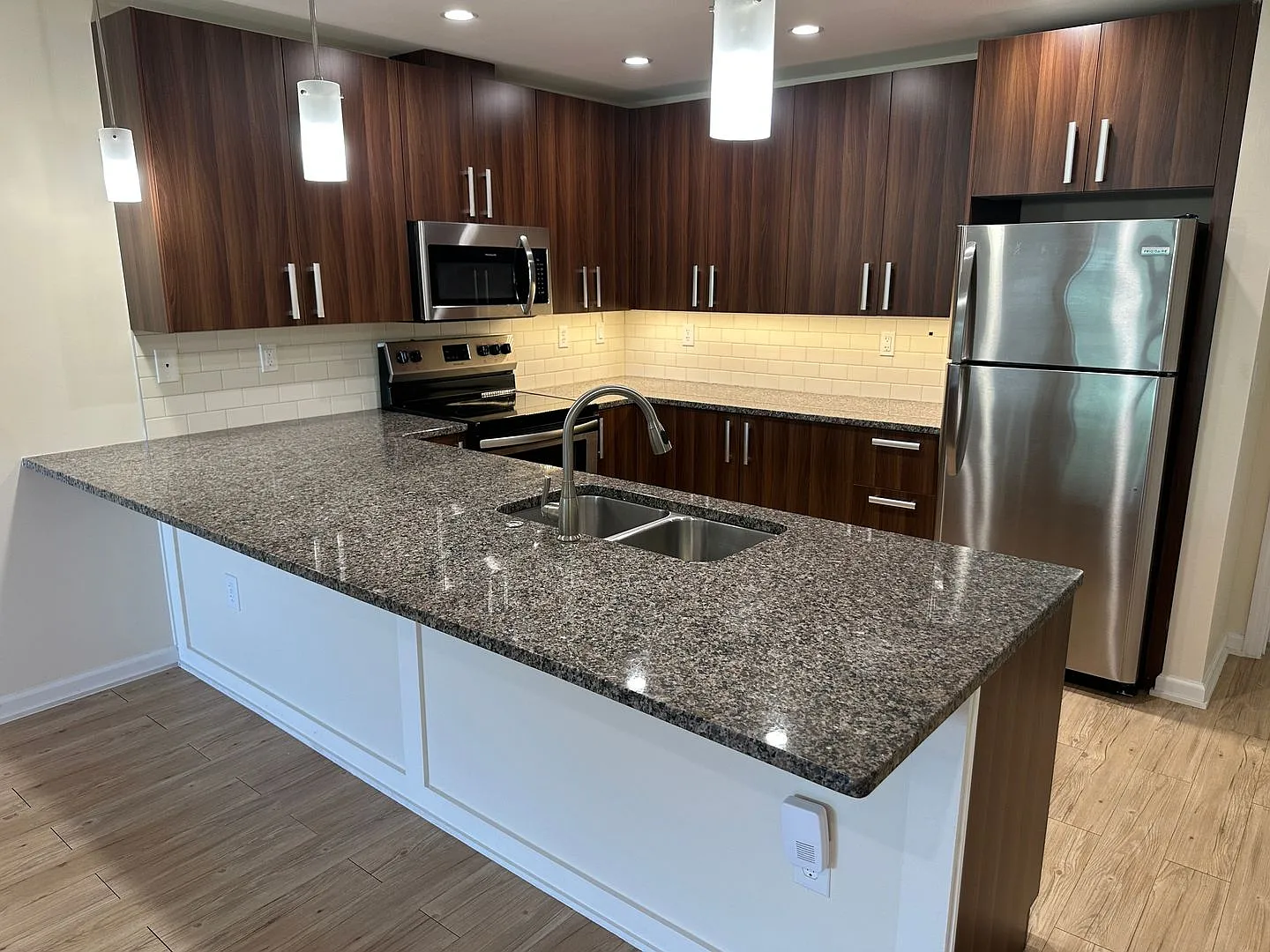 Experience Maintenance-Free 55+ Living at The Cove at Tavares Village! — Photo 4