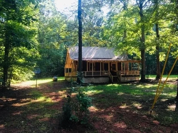 1440 Dumas Rd, Hillsboro, GA 31038