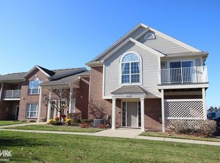 51781 Adler Park Dr W, Chesterfield, MI