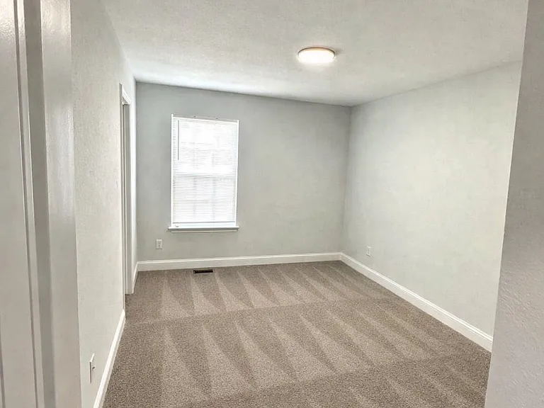 802 Westwood Ave — Photo 8