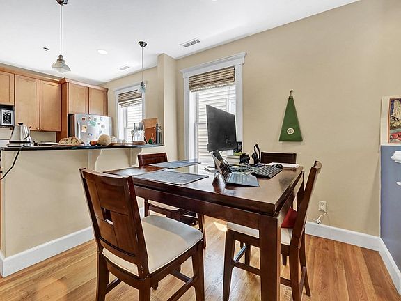3rd image of 292 Western Ave #1