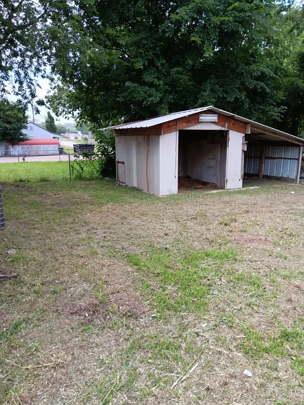 4 bed, 1734 sqft, $1,395 — Photo 4