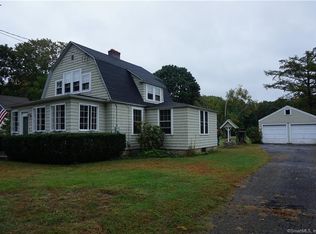 5 Griswold Ave, Old Lyme, CT 06371