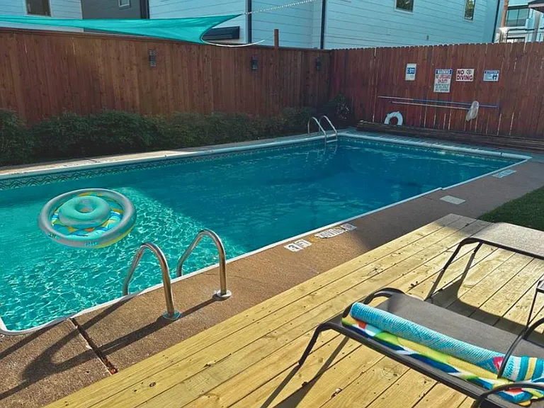 1909 Brun St #5 — Photo 42
