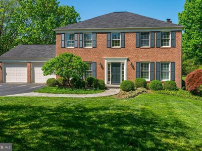 10107 Spring Hollow Ln, Great Falls, VA, 22066