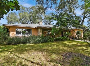 2387 Washington Rd, Mount Dora, FL 32757