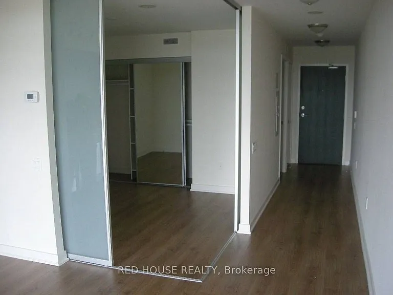 78 Tecumseth St #1010 — Photo 4
