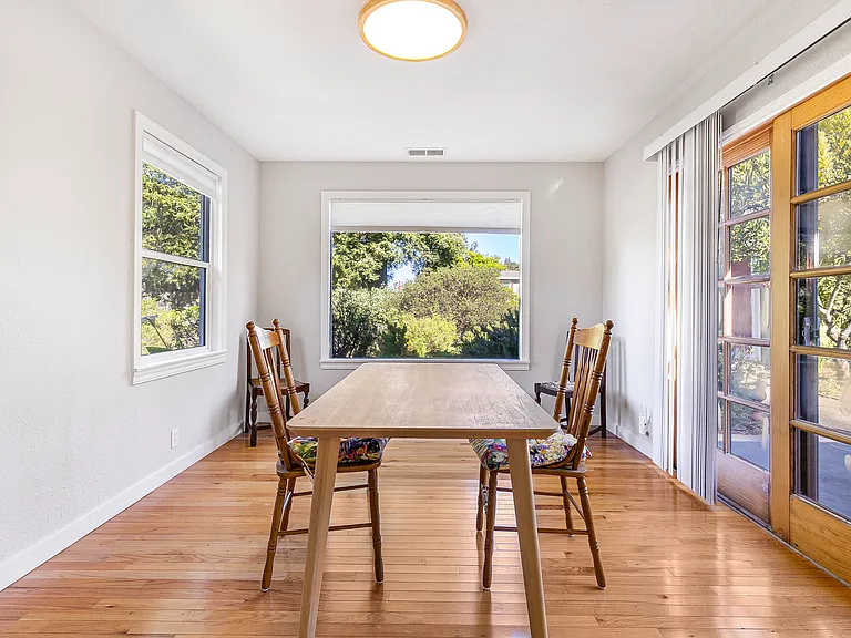 Ragle Rd — Photo 11