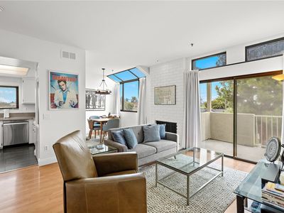 17641 Sergio Cir APT 203, Huntington Beach, CA, 92647