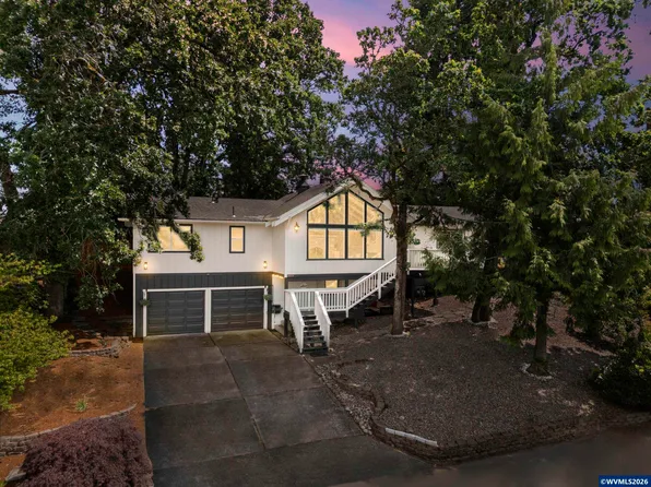1408 Greenwood Dr NE, Keizer, OR 97303