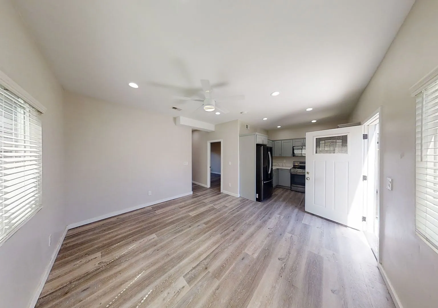 4BD/2BA on East Falls!! — Photo 4