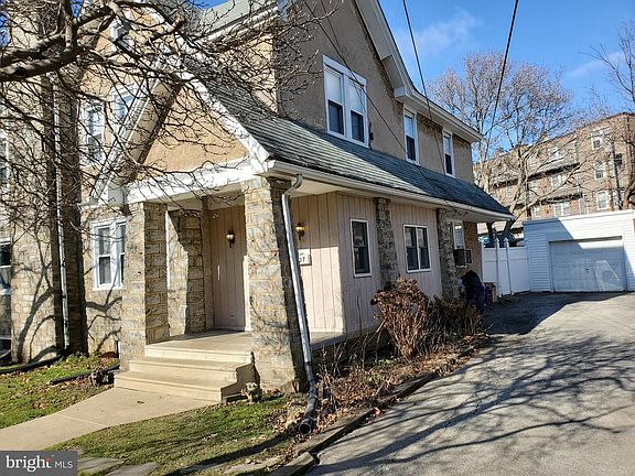 2nd image of 4337 Woodland Ave