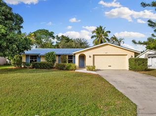 2521 Clipper Way, Naples, FL 34104