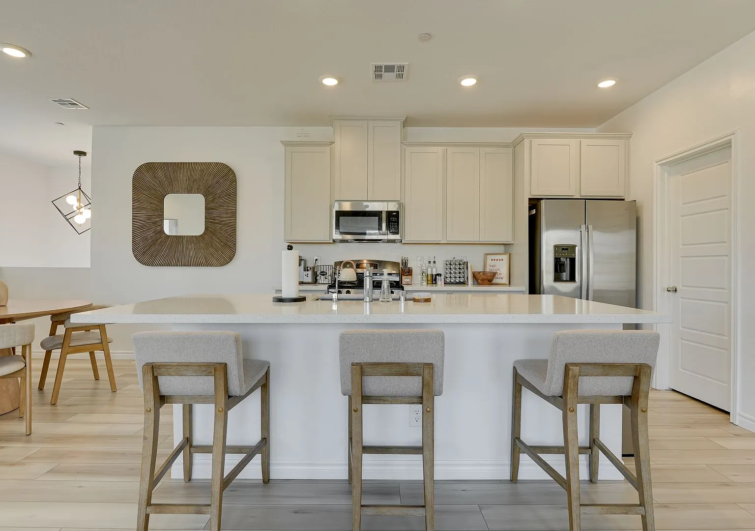*Move In Special* Fully Furnished Condo In Summerlin 89138! Short Term! — Photo 1