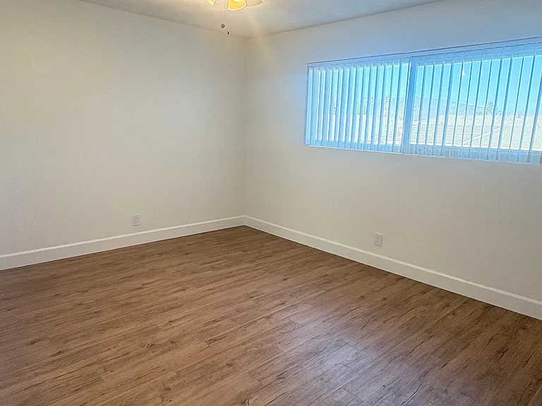Apollo Apartments — Photo 6