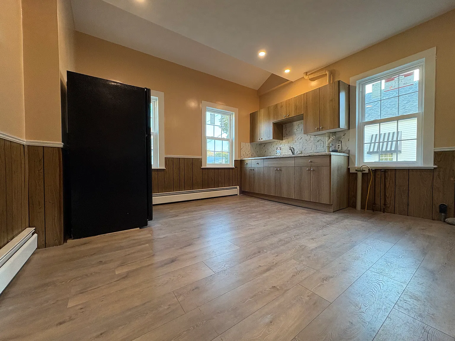 2 bed, $2,300 — Photo 2