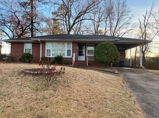 504 Cherokee Cir, Fairfield, AL 35064