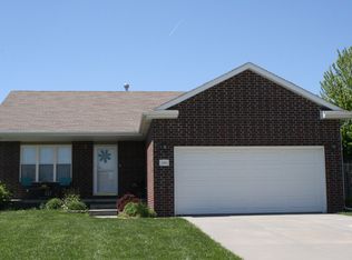 2201 Black Water Bay, Lincoln, NE 68505