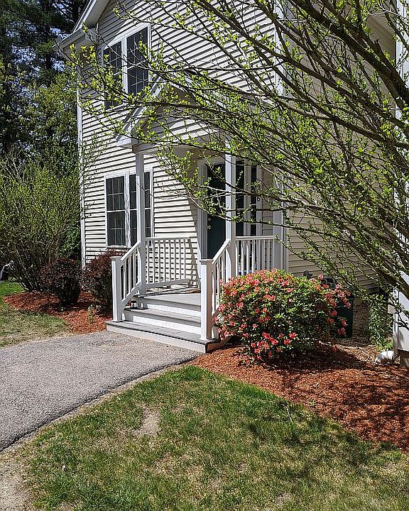1st image of 40 Barrington Ave Unit 406
