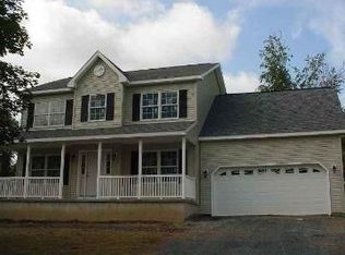 114 Staniak Rd, Mechanicville, NY 12118