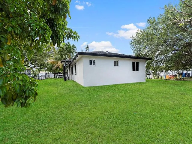 26650 SW 138th Ct — Photo 13