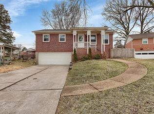 9244 Radiom Dr, Saint Louis, MO 63123