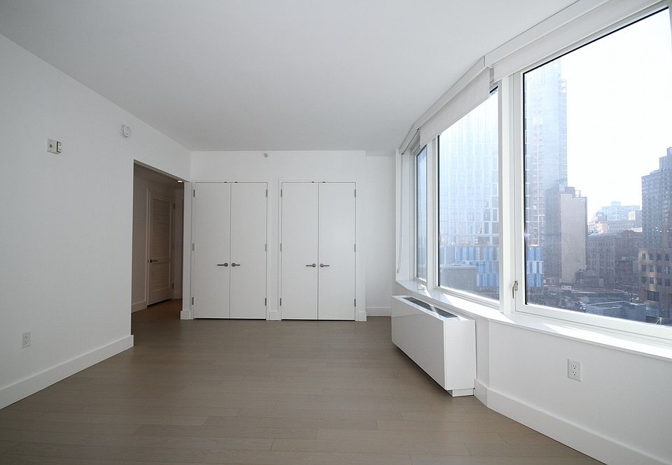 1st image of 86 Fleet Pl APT 8M