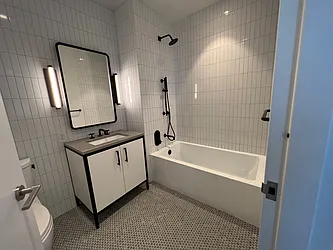 Rented by R New York