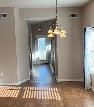 3rd image of 1009 Saint Julien Dr #15