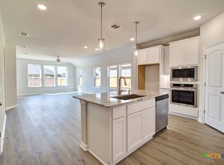 1824 Heritage Maples, New Braunfels, TX 78132