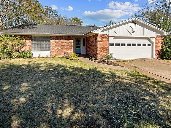 2nd image of 1705 Laura Ln #Cs