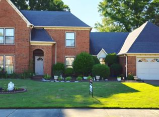 2033 Westbriar Dr, Cordova, TN 38016