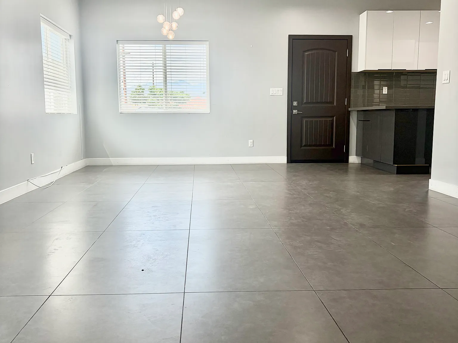 3 bed, 1200 sqft, $3,200 — Photo 4