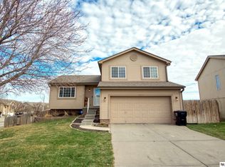 17238 Spaulding St, Omaha, NE 68116