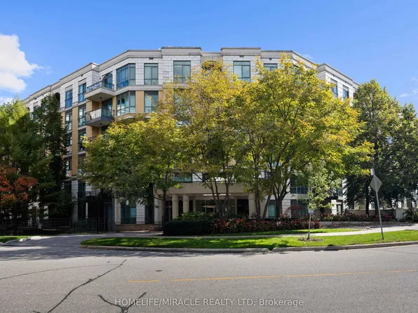 11 William Carson Cres #308, Toronto, ON M2P 2G1