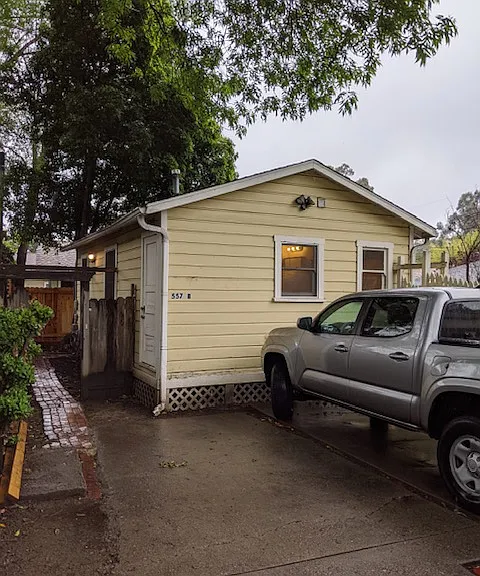 557 Brizzolara St #B — Photo 1