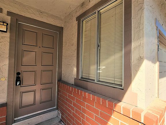 5th image of 97 Shelley Ave